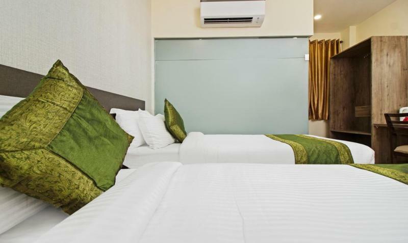 Ocean Suites Hotel Мумбаї Екстер'єр фото