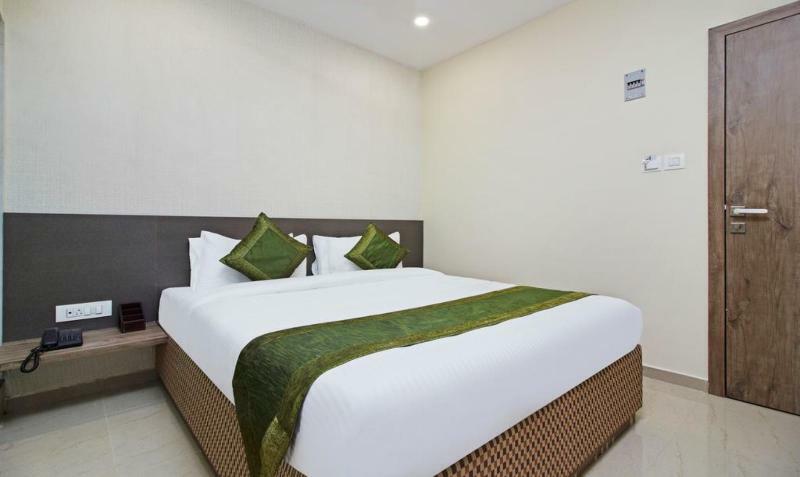 Ocean Suites Hotel Мумбаї Екстер'єр фото
