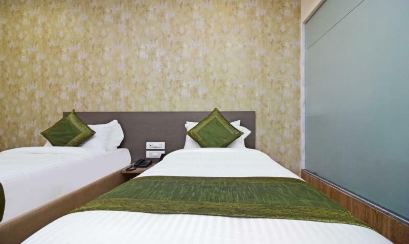 Ocean Suites Hotel Мумбаї Екстер'єр фото