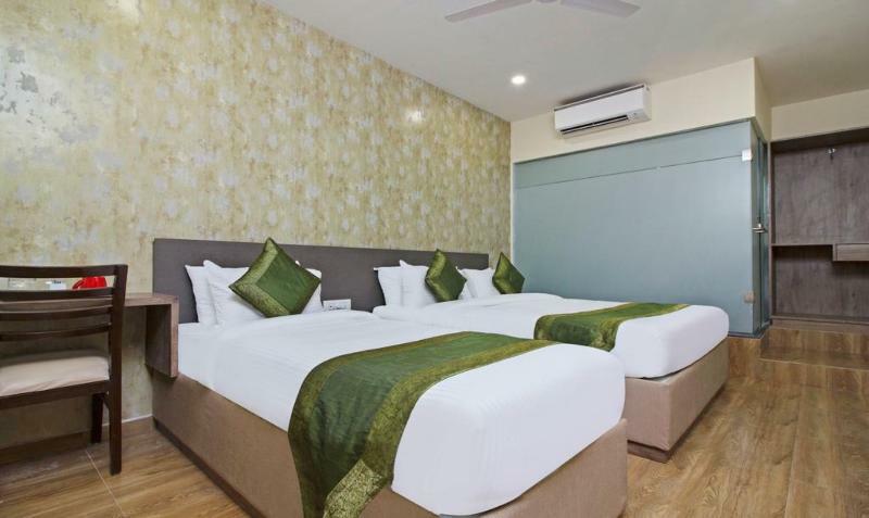 Ocean Suites Hotel Мумбаї Екстер'єр фото