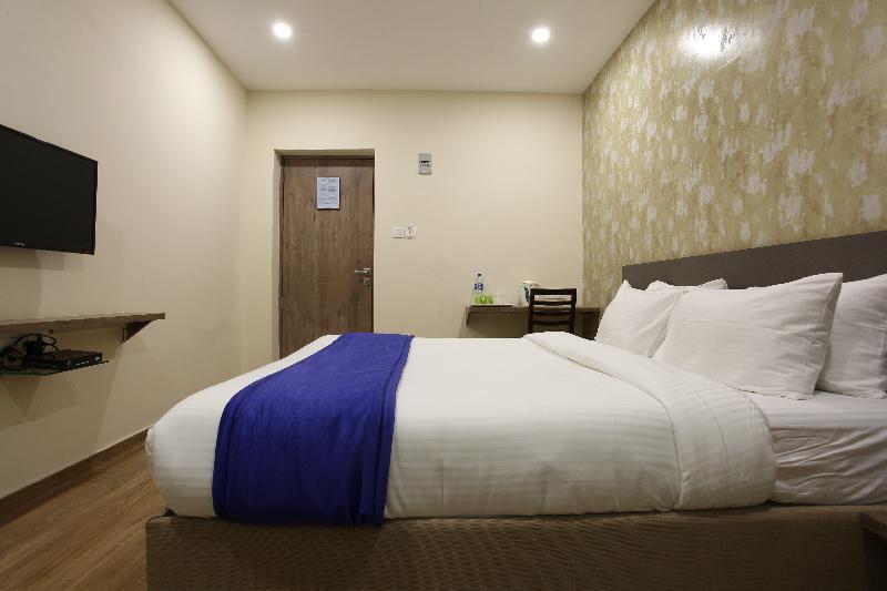Ocean Suites Hotel Мумбаї Екстер'єр фото
