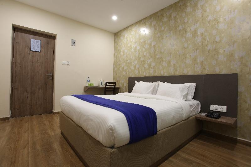 Ocean Suites Hotel Мумбаї Екстер'єр фото