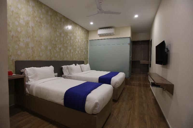 Ocean Suites Hotel Мумбаї Екстер'єр фото
